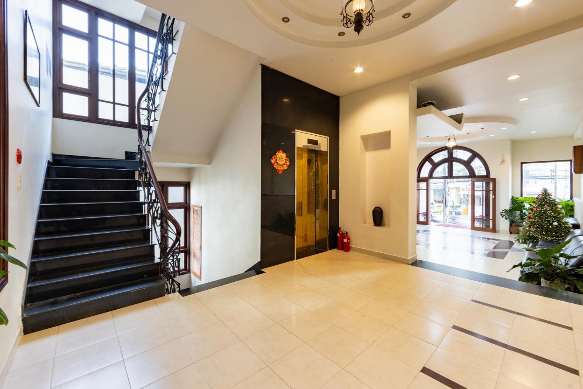 Hung Phong Hotel - Near Dalat Night Market Экстерьер фото