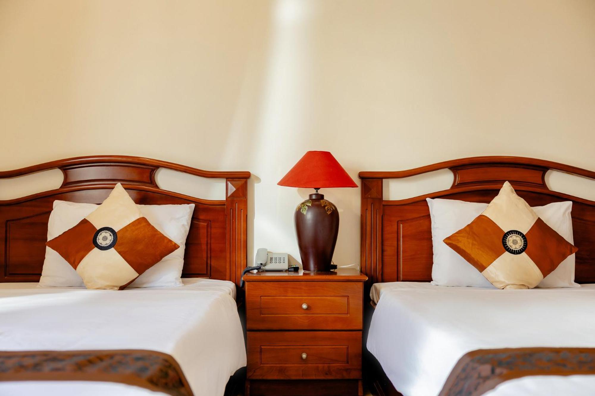 Hung Phong Hotel - Near Dalat Night Market Экстерьер фото