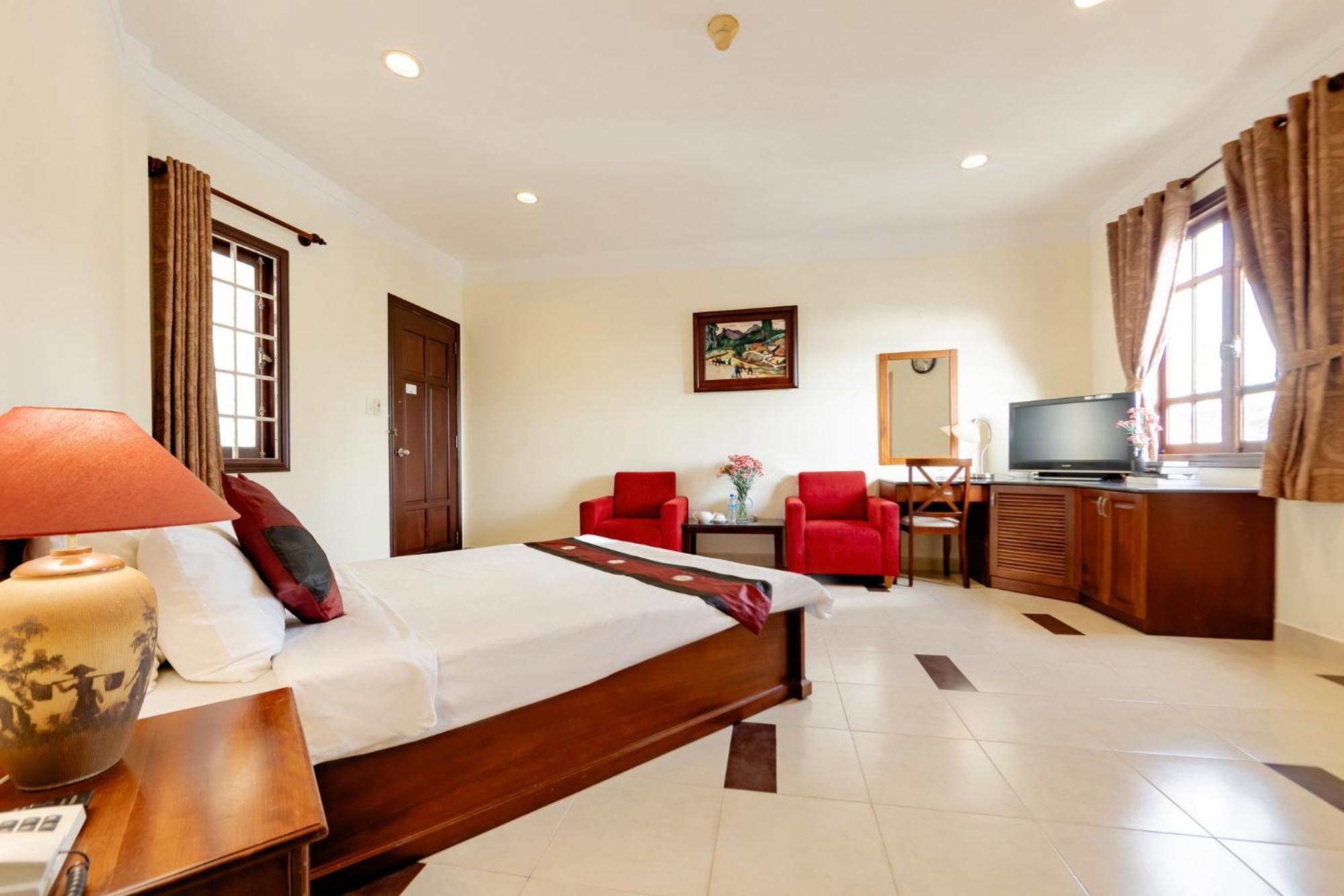 Hung Phong Hotel - Near Dalat Night Market Экстерьер фото