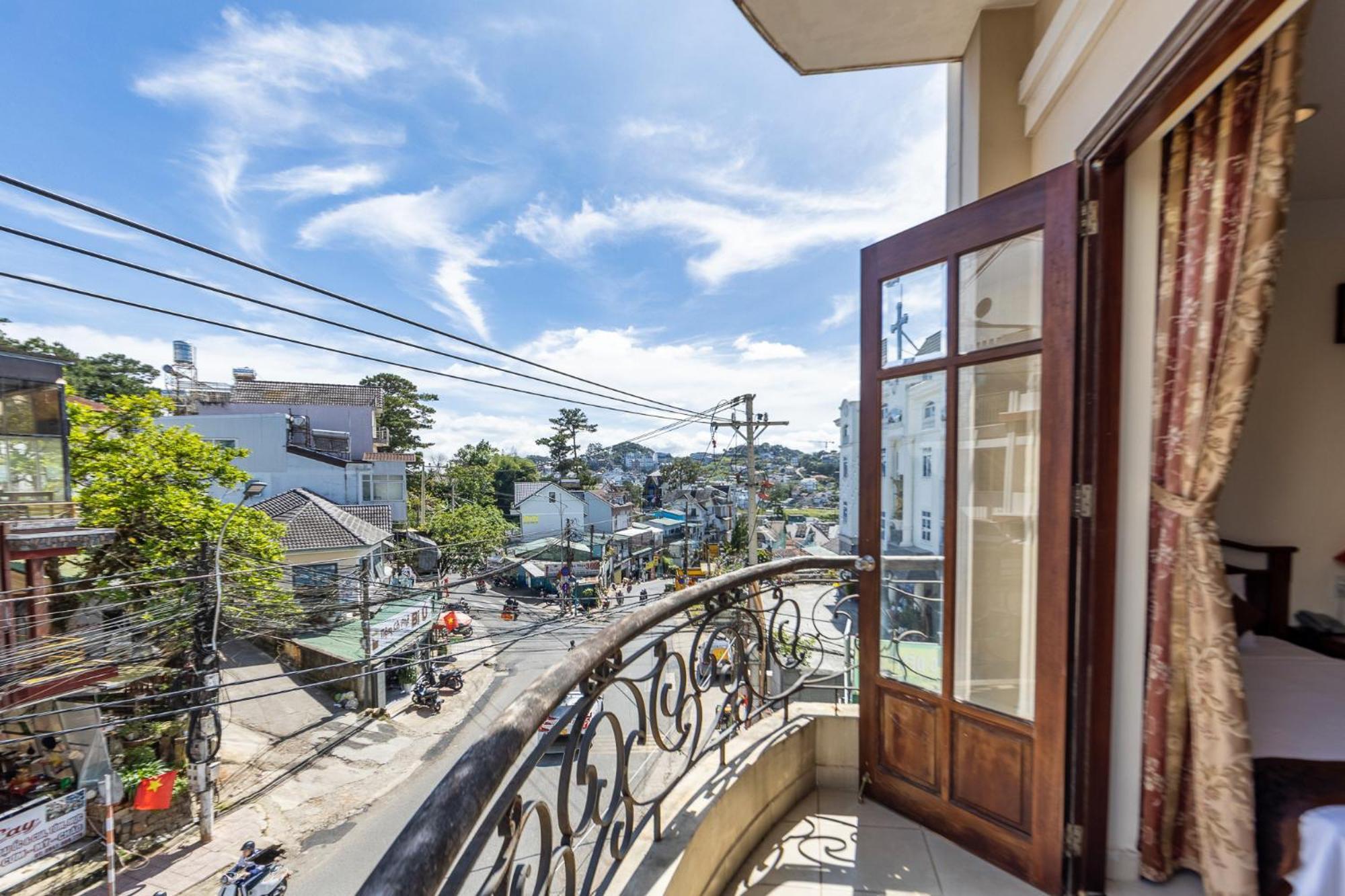 Hung Phong Hotel - Near Dalat Night Market Экстерьер фото