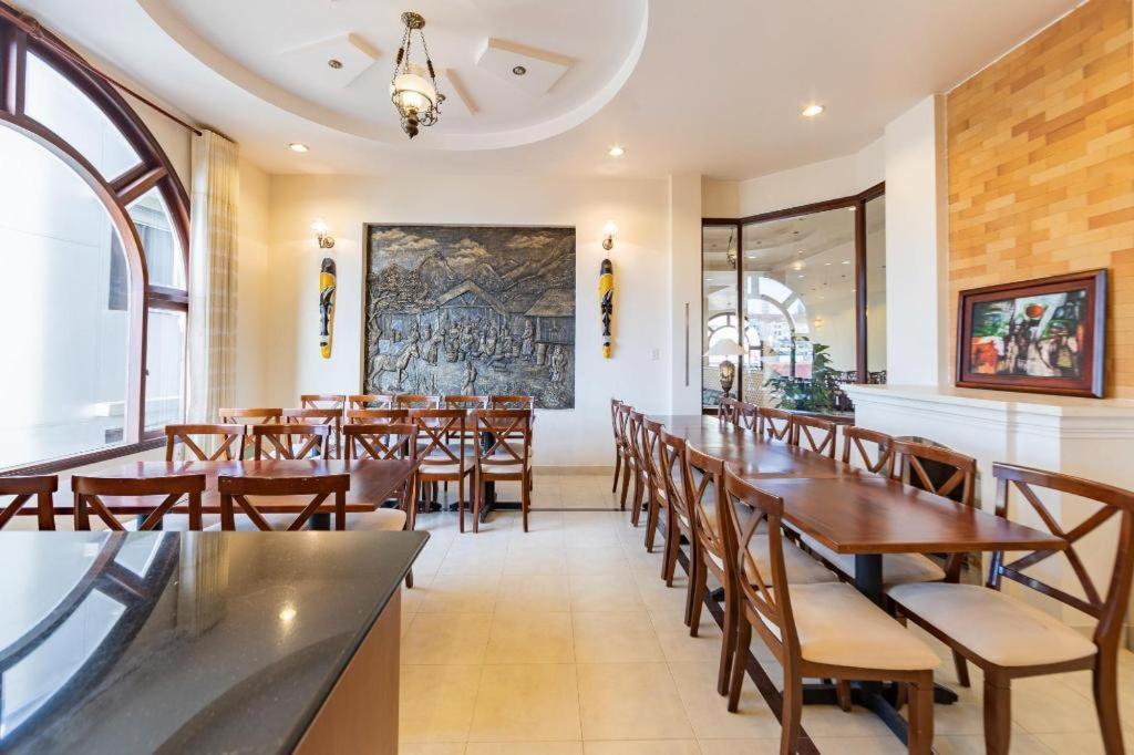 Hung Phong Hotel - Near Dalat Night Market Экстерьер фото